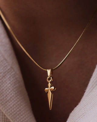 Dagger Pendant Chain (Golden)