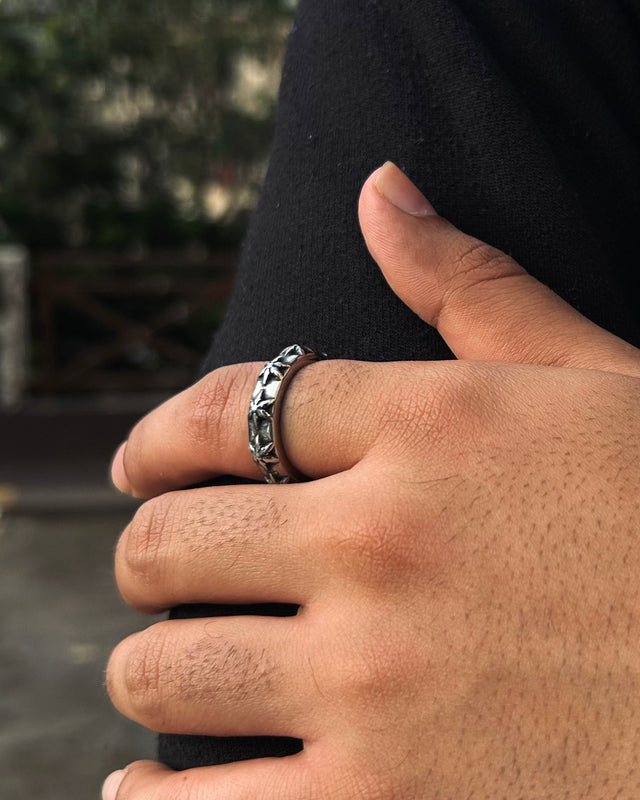 Lunark Ring