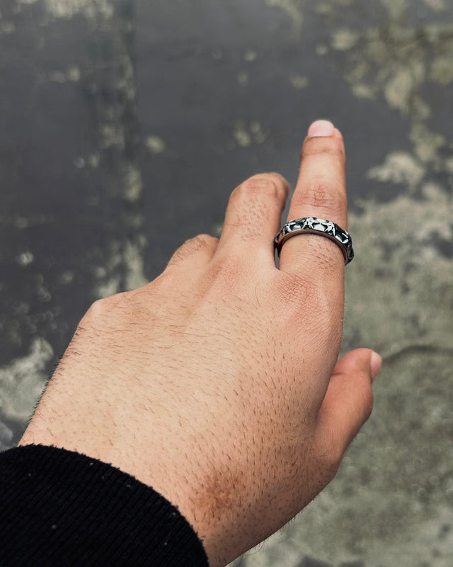 Lunark Ring