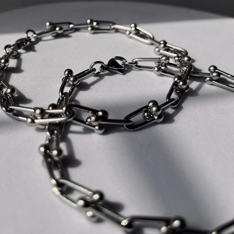 Carbon Chain Bracelet