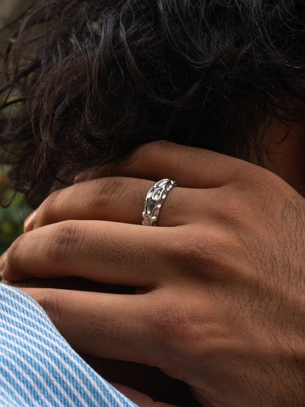 Droid Ring