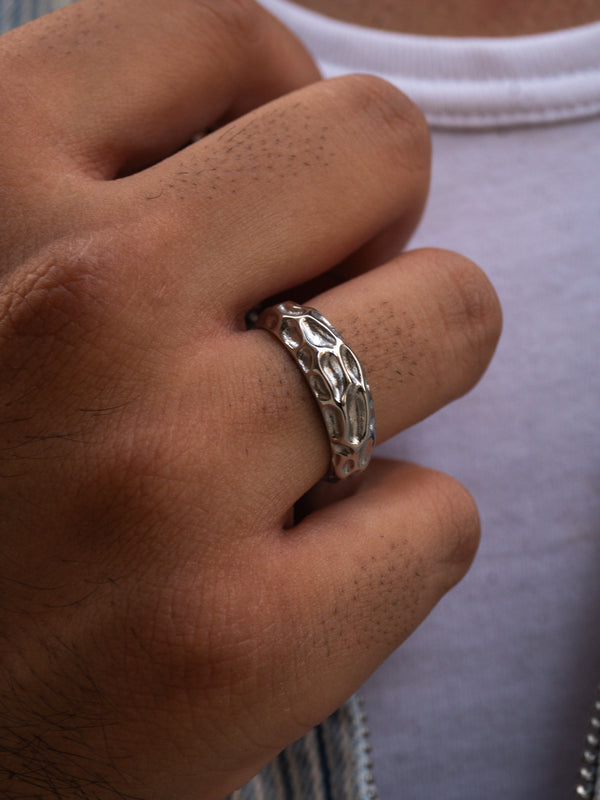 Droid Ring