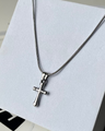 Bolt Cross Chain