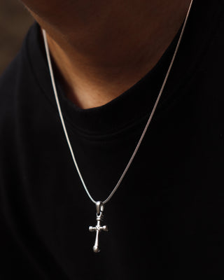 Bolt Cross Chain