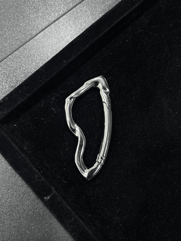 Carve Carabiner