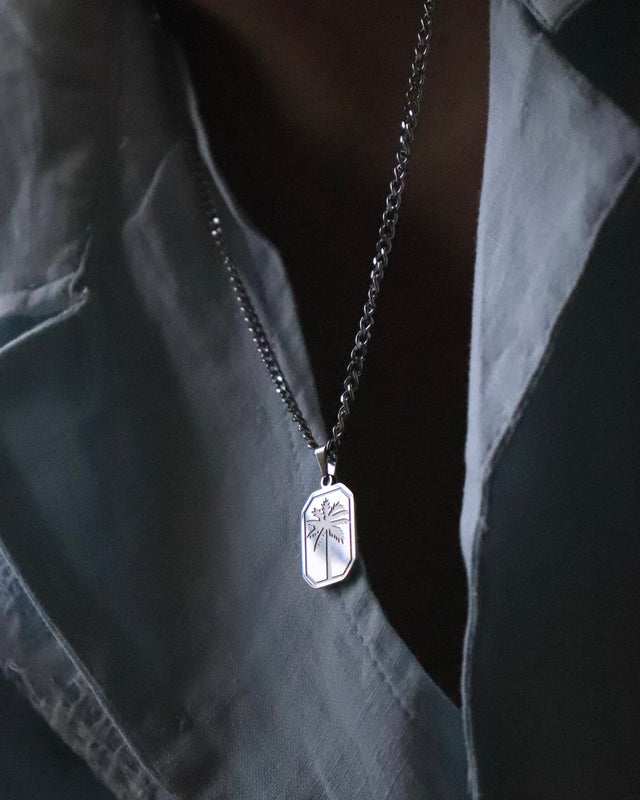 Palm Pendant Chain